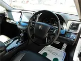 2016 Toyota Crown Sedan Athlete S-T ★OP18AW★ Pearl Sedan for sale, Japanese used car export - photo 24 of 58 | GULJI TRADERS