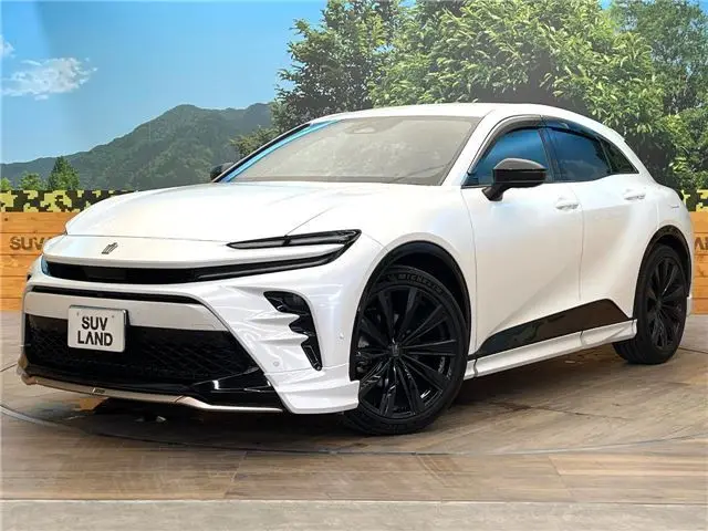 2023 Toyota Crown Sport Z - photo 1 2023 Toyota Crown Sport Z Pearl Coupe for sale, Japanese used car export - photo 1 of 30 | GULJI TRADERS