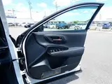 2023 Toyota Crown Sport 2.5 Z 4WD Pearl Coupe for sale, Japanese used car export - photo 21 of 30 | GULJI TRADERS