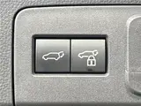 2024 Toyota Crown Sport Z Pearl Coupe for sale, Japanese used car export - photo 27 of 30 | GULJI TRADERS