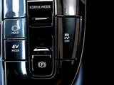 2024 Toyota Crown Sport Z●Panoramic Roof●12.3-inch Navigation/Full-segment TV●Around View●One Owner Pearl Coupe for sale, Japanese used car export - photo 35 of 52 | GULJI TRADERS