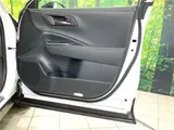 2025 Toyota Crown Sport Z Pearl Coupe for sale, Japanese used car export - photo 18 of 30 | GULJI TRADERS