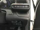 2025 Toyota Crown Sport 2.5 G E-Four 4WD Pearl Coupe for sale, Japanese used car export - photo 35 of 70 | GULJI TRADERS