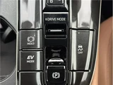 2025 Toyota Crown Sport Z Sedan for sale, Japanese used car export - photo 48 of 80 | GULJI TRADERS