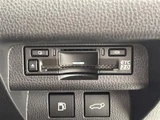 2025 Toyota Crown Sport Z Sedan for sale, Japanese used car export - photo 20 of 24 | GULJI TRADERS
