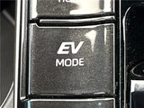 2026 Toyota Crown Sport Z THE 70th Sedan for sale, Japanese used car export - photo 30 of 30 | GULJI TRADERS