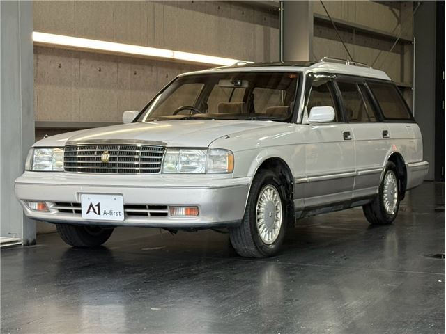 1994 Toyota Crown Stationwagon Sedan for sale, Japanese used car export - photo 1 of 34 | GULJI TRADERS