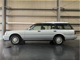 1998 Toyota Crown Stationwagon Sedan for sale, Japanese used car export - photo 9 of 38 | GULJI TRADERS
