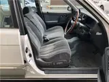 1999 Toyota Crown Stationwagon Royal Saloon Pearl Van for sale, Japanese used car export - photo 33 of 78 | GULJI TRADERS