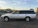 1993 Toyota Crown Van Gray Van for sale, Japanese used car export - photo 30 of 36 | GULJI TRADERS