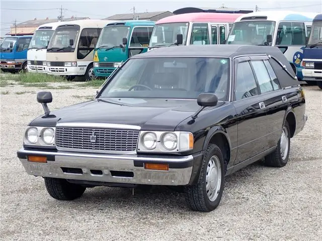 1994 Toyota Crown Van Deluxe Hearse - photo 1 1994 Toyota Crown Van Deluxe Hearse Black Van for sale, Japanese used car export - photo 1 of 76 | GULJI TRADERS