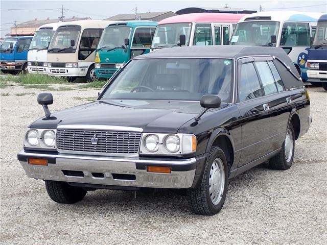 1994 Toyota Crown Van Deluxe Hearse - photo 1 1994 Toyota Crown Van Deluxe Hearse Black Van for sale, Japanese used car export | GULJI TRADERS