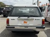 1996 Toyota Crown Van Super Deluxe ★ Front and rear chrome bumpers ★ Electric fender mirrors ★ Air conditioning White Van for sale, Japanese used car export - photo 8 of 50 | GULJI TRADERS