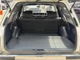 1996 Toyota Crown Van Super Deluxe ★ Front and rear chrome bumpers ★ Electric fender mirrors ★ Air conditioning White Van for sale, Japanese used car export - photo 14 of 50 | GULJI TRADERS