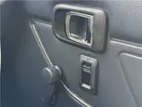 1996 Toyota Crown Van Super Deluxe ★ Front and rear chrome bumpers ★ Electric fender mirrors ★ Air conditioning White Van for sale, Japanese used car export - photo 28 of 50 | GULJI TRADERS