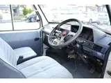 1989 Toyota Deliboy 4-number C5MT White Truck for sale, Japanese used car export - photo 25 of 36 | GULJI TRADERS