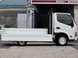 2019 Toyota Dyna Truck Flatbed truck, 1250kg load capacity, gross vehicle weight under 3 tons, compatible with the new standard driver's license. White Truck for sale, Japanese used car export - photo 10 of 40 | GULJI TRADERS