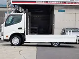 2019 Toyota Dyna Truck Flatbed truck, 1250kg load capacity, gross vehicle weight under 3 tons, compatible with the new standard driver's license. White Truck for sale, Japanese used car export - photo 13 of 40 | GULJI TRADERS