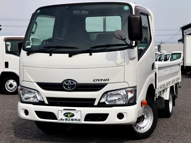 2019 Toyota Dyna Truck Flatbed truck, 1250kg load capacity, gross vehicle weight less than 3.5t, compatible with the new standard driver's license. - photo 1 2019 Toyota Dyna Truck Flatbed truck, 1250kg load capacity, gross vehicle weight less than 3.5t, compatible with the new standard driver's license. White Truck for sale, Japanese used car export - photo 1 of 40 | GULJI TRADERS