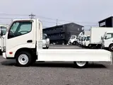 2019 Toyota Dyna Truck Flatbed truck, 1250kg load capacity, gross vehicle weight less than 3.5t, compatible with the new standard driver's license. White Truck for sale, Japanese used car export - photo 30 of 40 | GULJI TRADERS