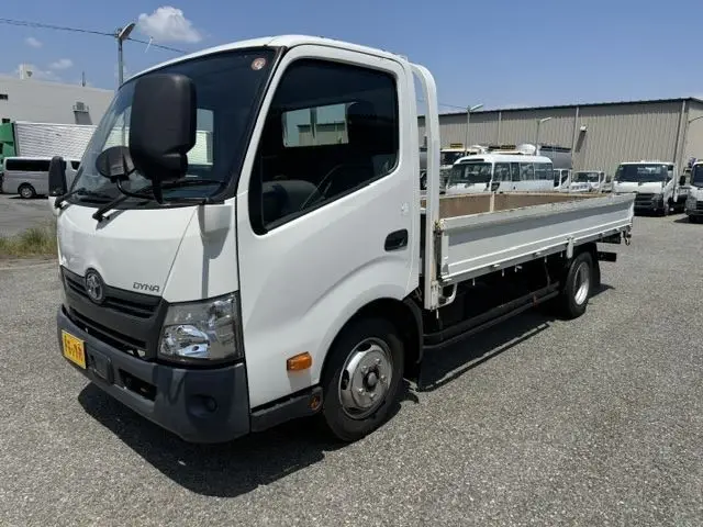 2019 Toyota Dyna Truck Flatbed wooden floor - photo 1 2019 Toyota Dyna Truck Flatbed wooden floor White Truck for sale, Japanese used car export - photo 1 of 51 | GULJI TRADERS