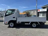 2019 Toyota Dyna Truck 1.5t capacity, flatbed truck, standard driver's license required, steel bed floor, 5-speed manual transmission. White Truck for sale, Japanese used car export - photo 4 of 45 | GULJI TRADERS