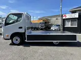 2019 Toyota Dyna Truck 1.5t capacity, flatbed truck, standard driver's license required, steel bed floor, 5-speed manual transmission. White Truck for sale, Japanese used car export - photo 11 of 45 | GULJI TRADERS