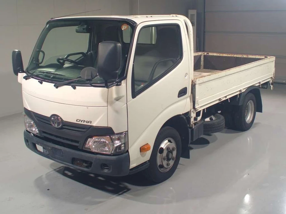 2019 Toyota Dyna Truck - photo 1 2019 Toyota Dyna Truck Truck for sale, Japanese used car export - photo 1 of 2 | GULJI TRADERS