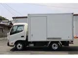 2019 Toyota Dyna Truck Refrigerated/freezer truck, 2-ton capacity, medium size. White Truck for sale, Japanese used car export - photo 8 of 50 | GULJI TRADERS