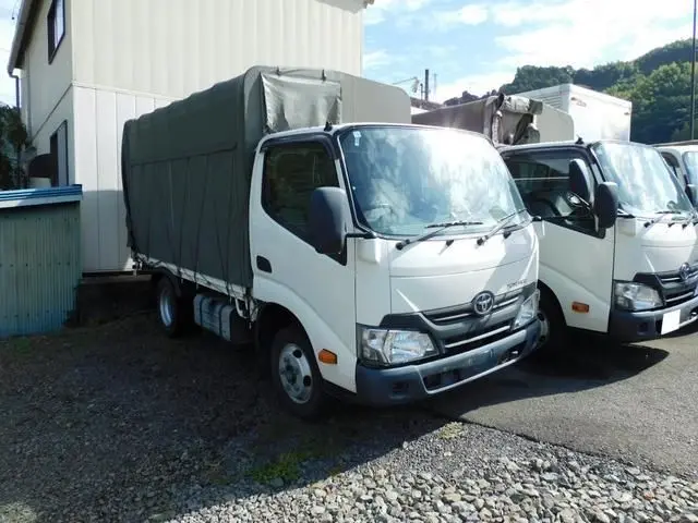 2019 Toyota Dyna Truck 2t full low floor 4 number hood removal possible 6AT - photo 1 2019 Toyota Dyna Truck 2t full low floor 4 number hood removal possible 6AT White Truck for sale, Japanese used car export - photo 1 of 3 | GULJI TRADERS