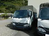 2019 Toyota Dyna Truck 2t full low floor 4 number hood removal possible 6AT White Truck for sale, Japanese used car export - photo 3 of 3 | GULJI TRADERS