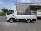 2020 Toyota Dyna Truck Flatbed, 1.5t, 10ft, standard, low-floor, manual transmission, diesel. White Truck for sale, Japanese used car export - photo 3 of 48 | GULJI TRADERS