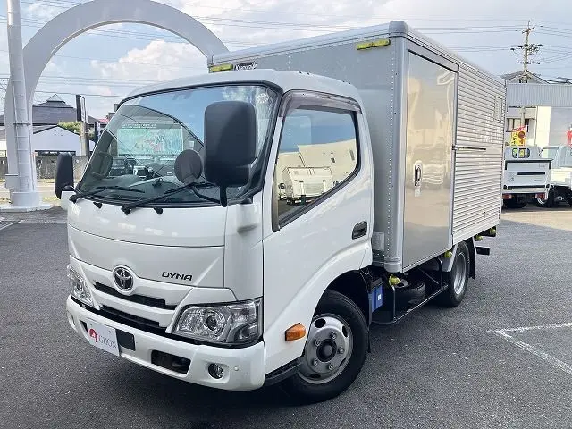 2020 Toyota Dyna Truck Gifu Prefecture, 3-ton capacity, aluminum van, side doors on both sides, automatic transmission. - photo 1 2020 Toyota Dyna Truck Gifu Prefecture, 3-ton capacity, aluminum van, side doors on both sides, automatic transmission. White Truck for sale, Japanese used car export - photo 1 of 51 | GULJI TRADERS
