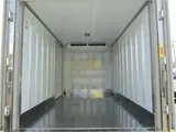 2020 Toyota Dyna Truck Low-temperature refrigerated truck, left-side door, reduced braking system, keyless entry, 6-speed manual transmission. White Truck for sale, Japanese used car export - photo 8 of 49 | GULJI TRADERS