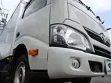 2020 Toyota Dyna Truck -7℃ setting medium temperature refrigerated/freezer truck White Truck for sale, Japanese used car export - photo 78 of 80 | GULJI TRADERS