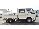 2020 Toyota Dyna Truck Flatbed Long Just Low 1.05t Toyota Body Vertical Power Gate White Truck for sale, Japanese used car export - photo 4 of 31 | GULJI TRADERS