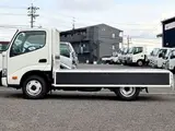 2020 Toyota Dyna Truck Flatbed, 2-ton load capacity, standard 10-foot body, low-floor design, gross vehicle weight less than 5 tons. White Truck for sale, Japanese used car export - photo 13 of 42 | GULJI TRADERS