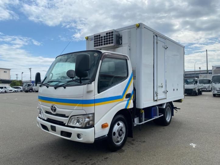 2020 Toyota Dyna Truck Truck for sale, Japanese used car export - photo 1 of 21 | GULJI TRADERS