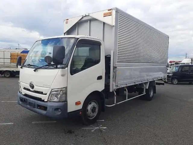 2020 Toyota Dyna Truck - photo 1 2020 Toyota Dyna Truck White Truck for sale, Japanese used car export - photo 1 of 10 | GULJI TRADERS