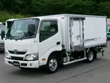 2020 Toyota Dyna Truck Refrigerated/freezer truck / Low temperature / White Truck for sale, Japanese used car export - photo 3 of 24 | GULJI TRADERS