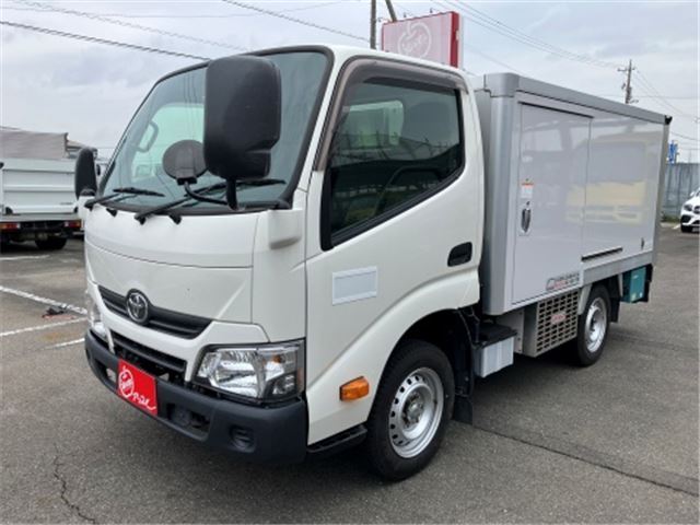 2021 Toyota Dyna Truck - photo 1 2021 Toyota Dyna Truck Truck for sale, Japanese used car export - photo 1 of 54 | GULJI TRADERS