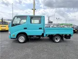 2021 Toyota Dyna Truck 1-ton double cab, low-floor, rear double tires, 5-speed manual transmission, can be driven with a regular driver's license. Green Truck for sale, Japanese used car export - photo 4 of 43 | GULJI TRADERS