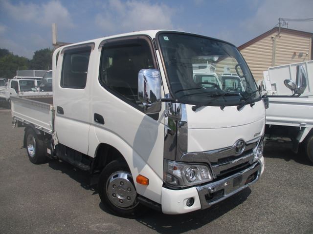 2021 Toyota Dyna Truck - photo 1 2021 Toyota Dyna Truck Truck for sale, Japanese used car export - photo 1 of 61 | GULJI TRADERS