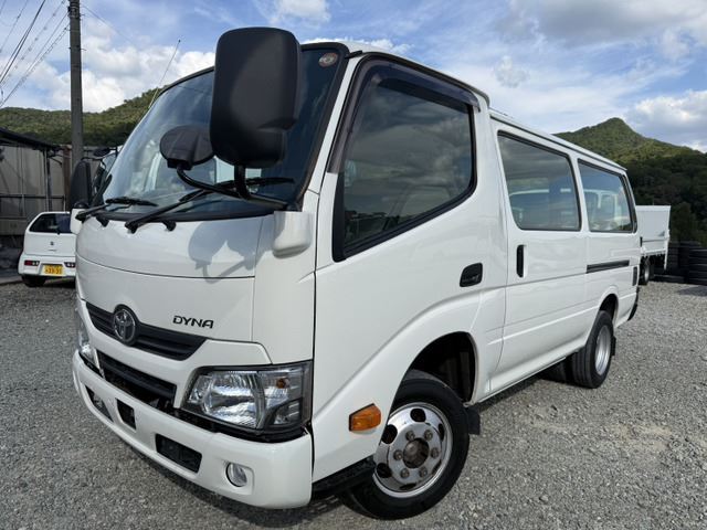 2021 Toyota Dyna Truck - photo 1 2021 Toyota Dyna Truck Truck for sale, Japanese used car export - photo 1 of 60 | GULJI TRADERS