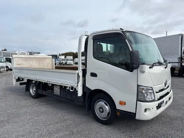 2021 Toyota Dyna Truck - photo 1 2021 Toyota Dyna Truck Other Truck for sale, Japanese used car export - photo 1 of 21 | GULJI TRADERS