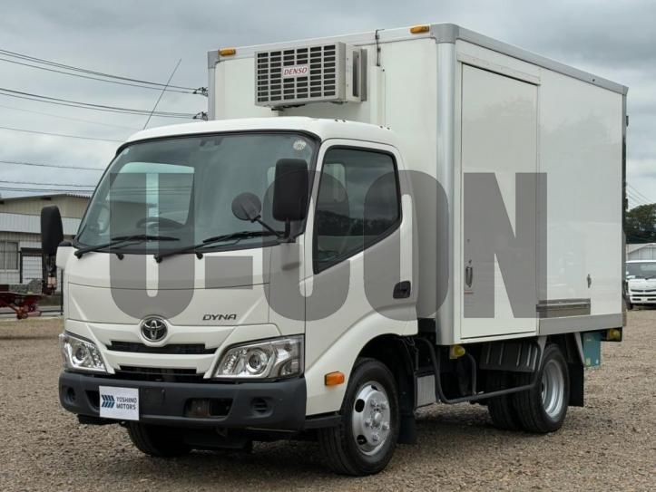 2021 Toyota Dyna Truck Truck for sale, Japanese used car export - photo 1 of 21 | GULJI TRADERS