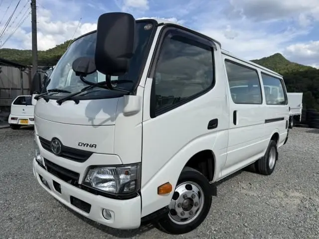 2021 Toyota Dyna Truck 2021 model, 1.25-ton load capacity, 5-speed manual transmission. - photo 1 2021 Toyota Dyna Truck 2021 model, 1.25-ton load capacity, 5-speed manual transmission. White Truck for sale, Japanese used car export - photo 1 of 9 | GULJI TRADERS