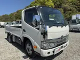 2022 Toyota Dyna Truck Tokushima Prefecture, 2-ton capacity, flatbed truck, 10-foot length, under 5 tons, 6-speed manual transmission. White Truck for sale, Japanese used car export - photo 28 of 60 | GULJI TRADERS