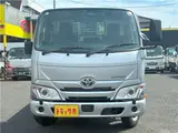 2022 Toyota Dyna Truck 1.25-ton 10-foot low-bed flatbed truck with reduced braking system, 5-speed manual transmission, standard driver's license acceptable. Silver Truck for sale, Japanese used car export - photo 2 of 43 | GULJI TRADERS