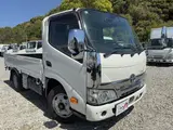 2022 Toyota Dyna Truck No power tailgate, not applicable, 2WD White Truck for sale, Japanese used car export - photo 3 of 25 | GULJI TRADERS